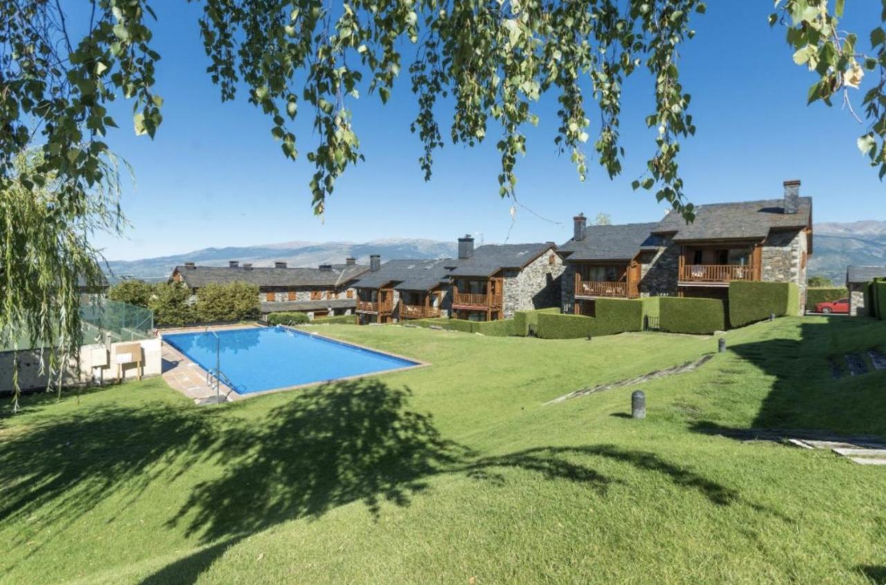 Chalet A Nahuja ภายนอก รูปภาพ