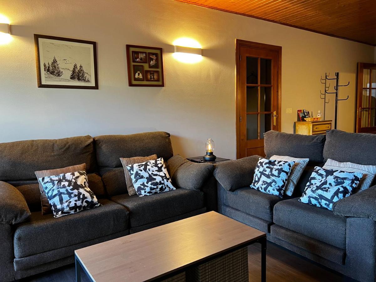 Chalet A Nahuja ภายนอก รูปภาพ