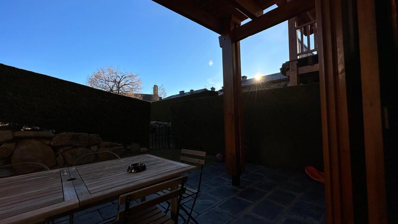 Chalet A Nahuja ภายนอก รูปภาพ